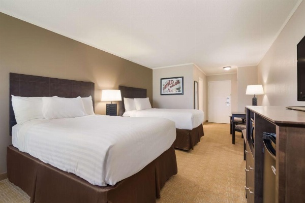 Best Western University Inn image 22